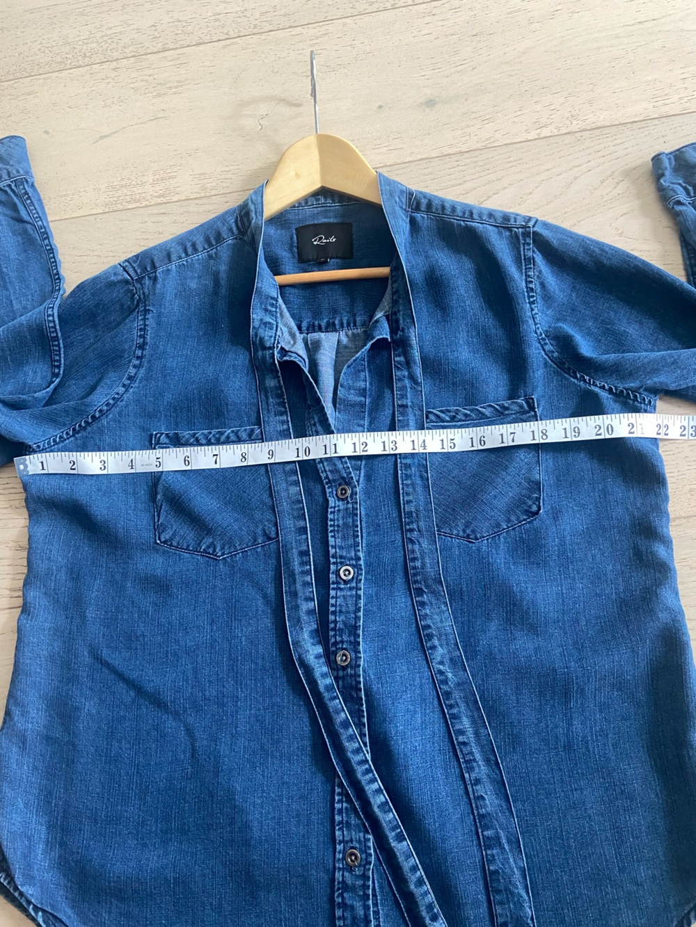 RAILS Rosalee Tencel Tie Neck Shirt Medium Dark Wash Chambray Blouse - Picture 8 of 9